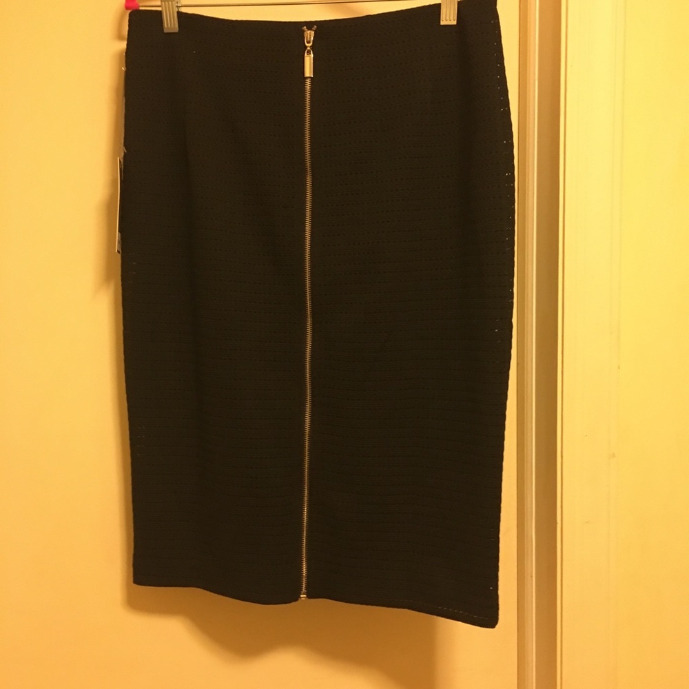 Skirt knit lined